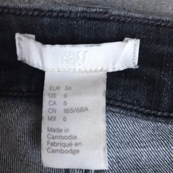 Jean shorts - Picture 2 of 3